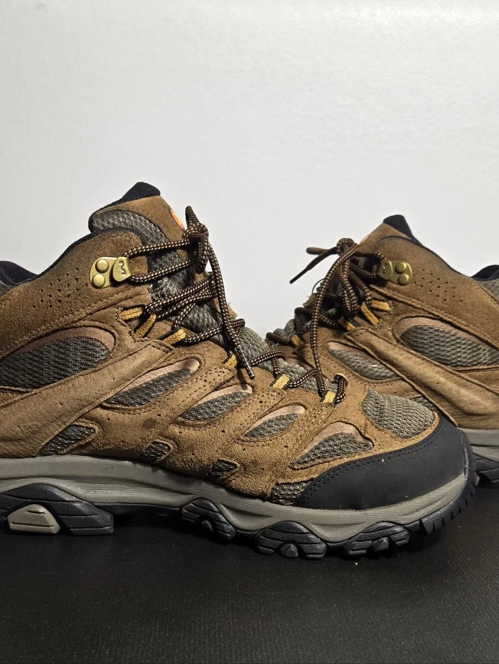 Merrell Moab 3 Mid Hiking Boots Men Size 12 Wide